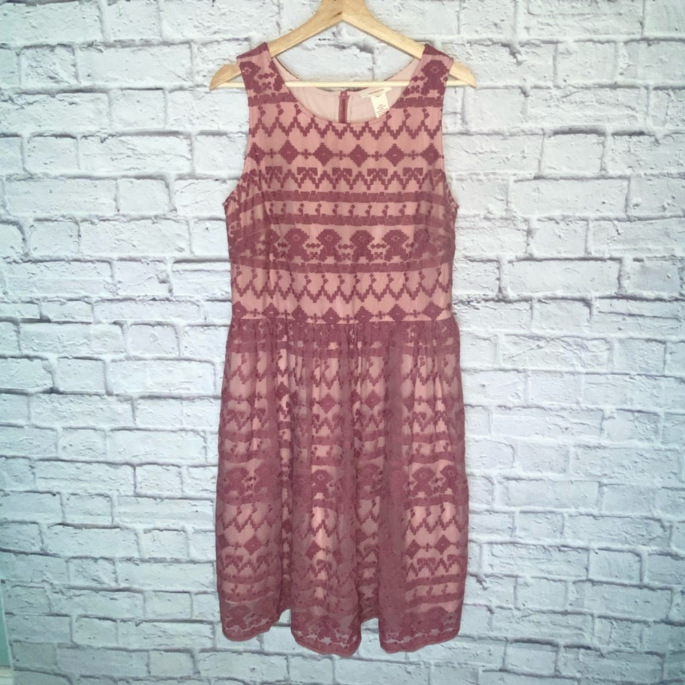 Sundance. “In A Heartbeat” Sleeveless Dress. Embroidered Mesh Overlay. Size 10.